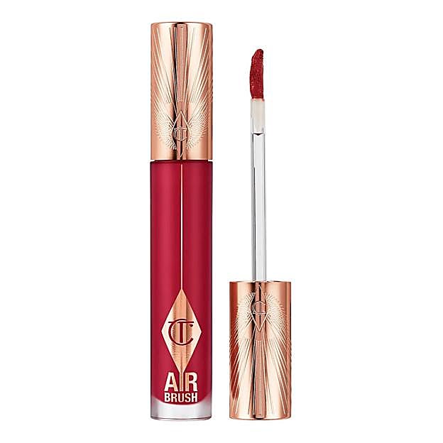 Airbrush Flawless Lip Blur de Charlotte Tilbury. Precio: 34,99 euros