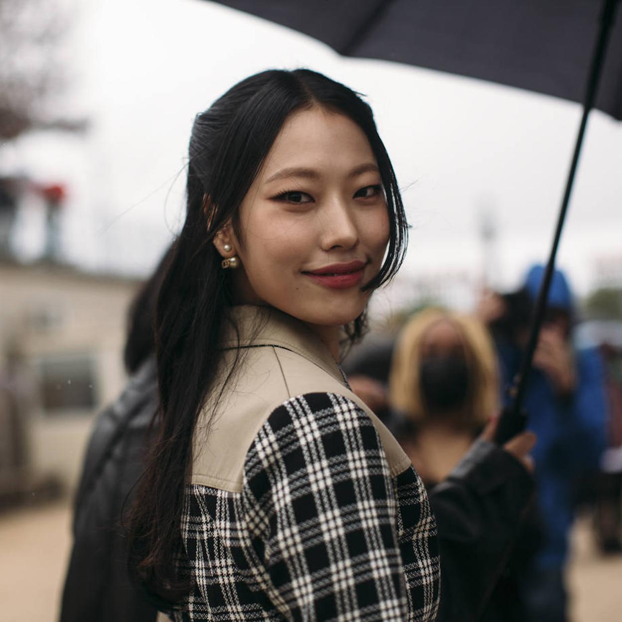 Influencer coreana con corte hush cut