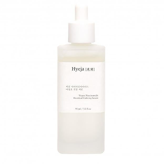 Hyeja Vegan Niacinamide Heartleaf Calming Serum (disponible en Miin Cosmetics).