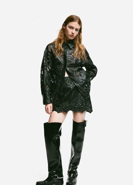 Imagen - Total look efecto piel con bordados