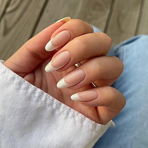 Manicura francesa marmolada tendencia en otoño