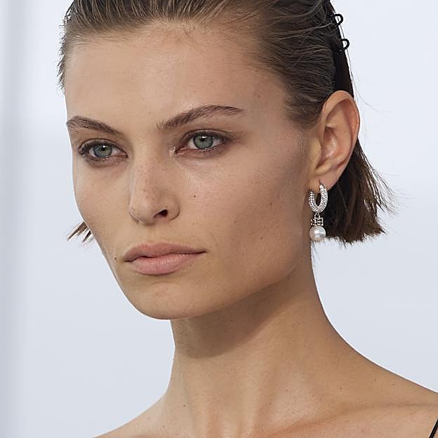 Los mejores tratamientos con ácido azelaico para evitar manchas, granos y calmar la rosácea