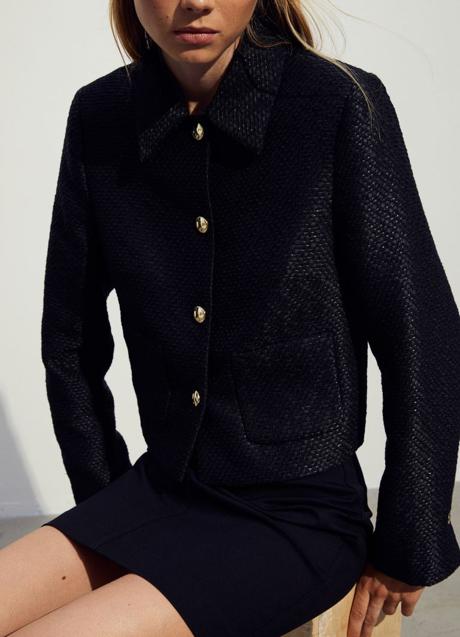 Imagen - Chaqueta negra de tweed de H&M (49,99 euros)