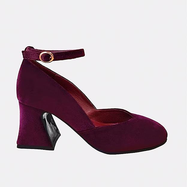 Zapatos de tacón en terciopelo de Flabelus.