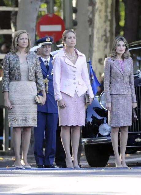 Imagen - El look de la reina Letizia en el Día de la Hispanidad 2011/GTRES