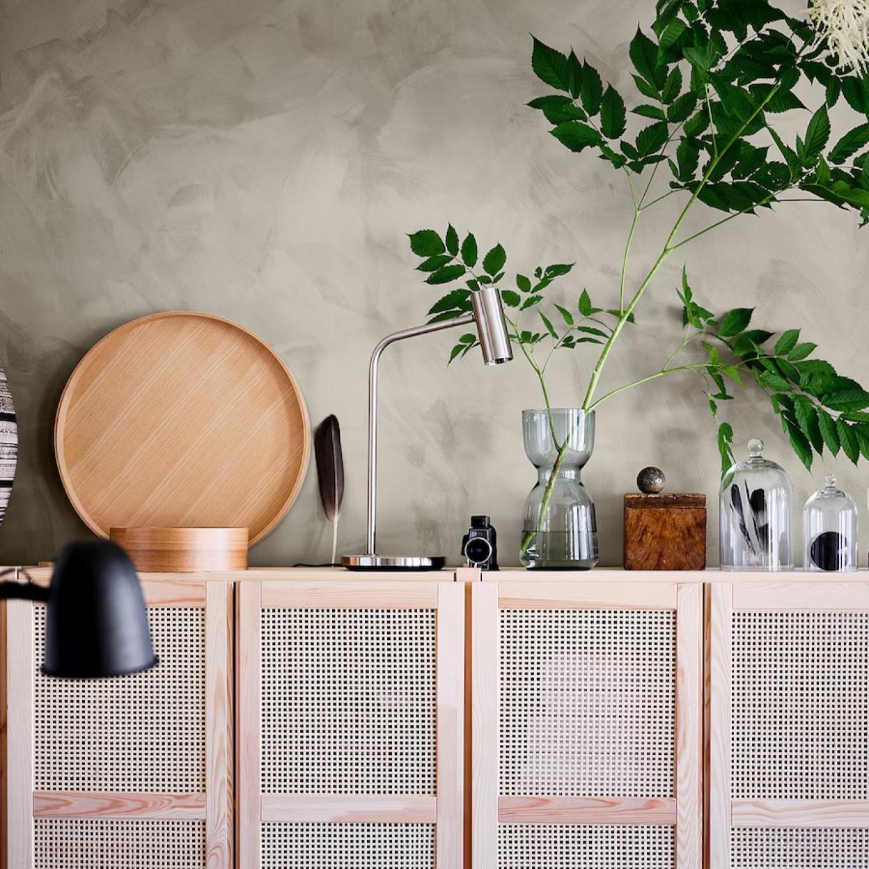 IKEA hacks fáciles de la estantería más barata: mueble precioso de salón por menos de 40 euros