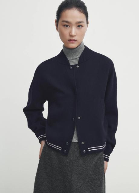 Imagen - Chaqueta bomber de Massimo Dutti (79,99 euros)