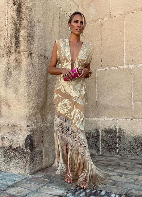 Imagen - Lura Vecino con un vestido de Johanna Ortiz. / @lauravecinoa