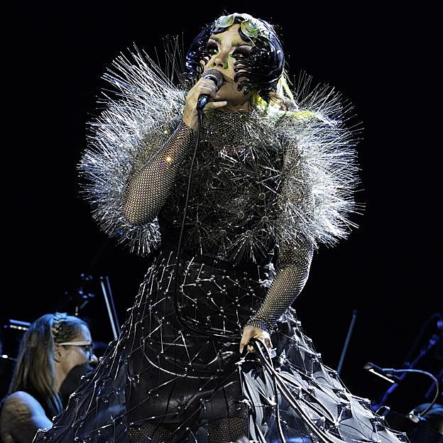 Qué tienen en común Rosalía, Björk y los salmones salvajes de Islandia
