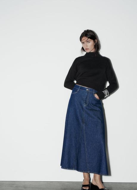 Imagen - Falda larga en denim de Zara. Foto: Zara.