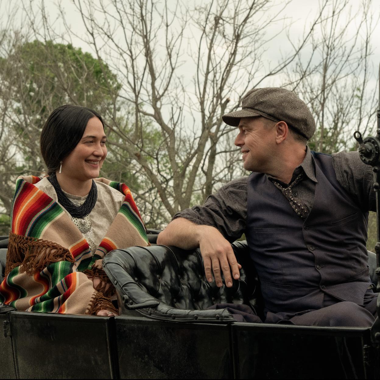 Lily Gladstone y Leonardo DiCaprio en una imagen de Los Asesinos de la Luna, la nueva película de Scorsese.