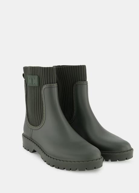 Imagen - Botas de agua en verde con calcetín de Latouche. Foto: Latouche.