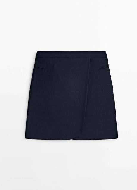 Imagen - Mini falda azul marino de Massimo Dutti (59,95 euros)