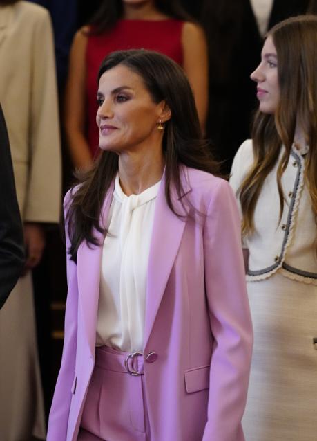 Imagen - Letizia con un traje de Hugo Boss. /LIMITED PICTURES