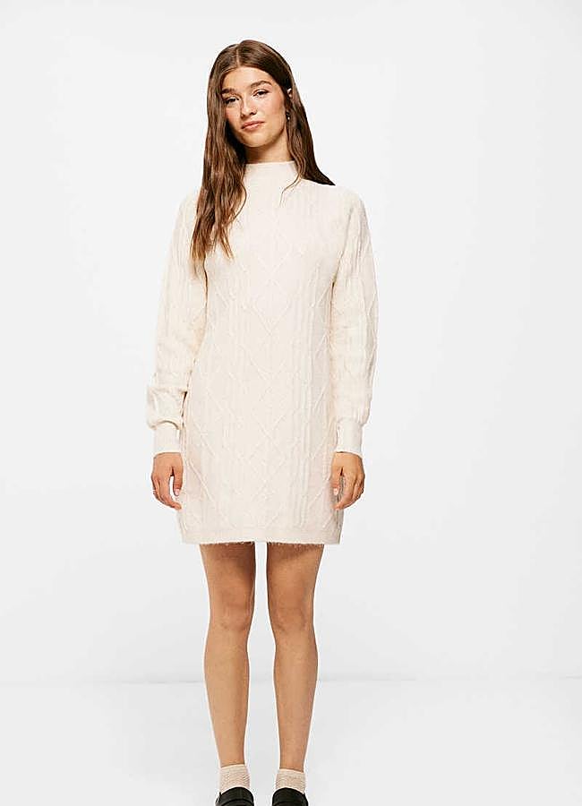 Imagen - Vestido de punto crema de Springfield, 31,99 euros.