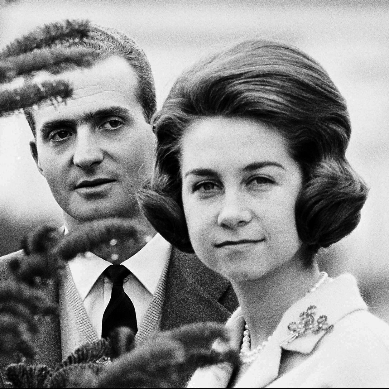 Sofía de Grecia Y Juan Carlos de Borbón, EN 1964. 