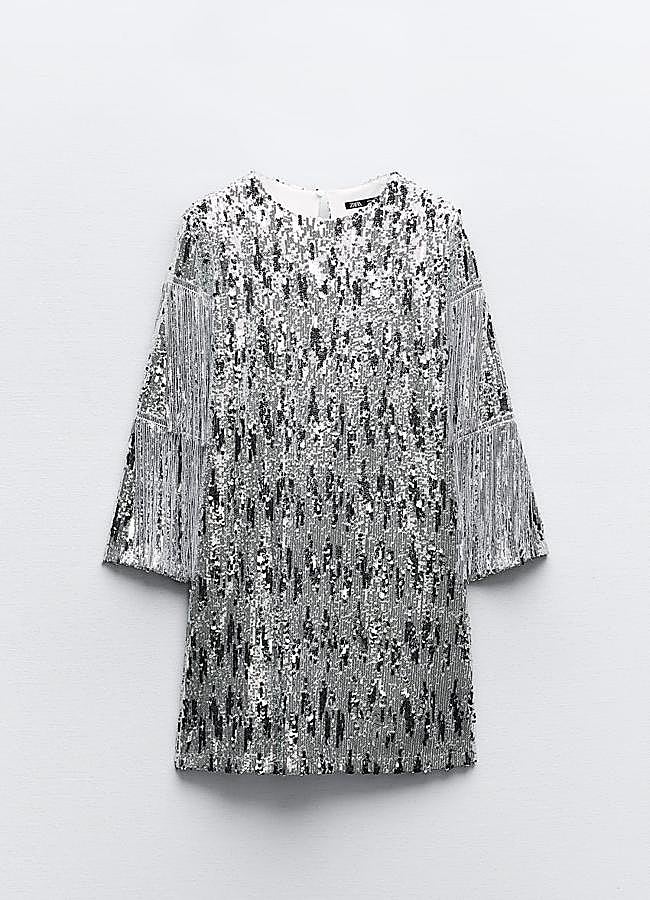 Imagen - Vestido corto de lentejuelas en plateado. Foto: Zara.