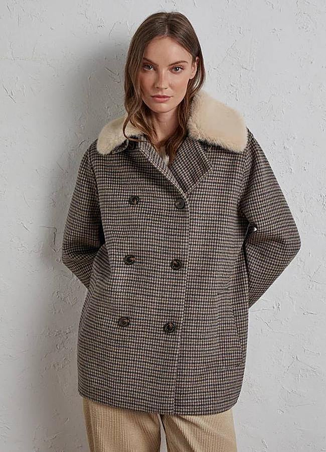 Imagen - Abrigo de cuadro con solapas efecto pelo