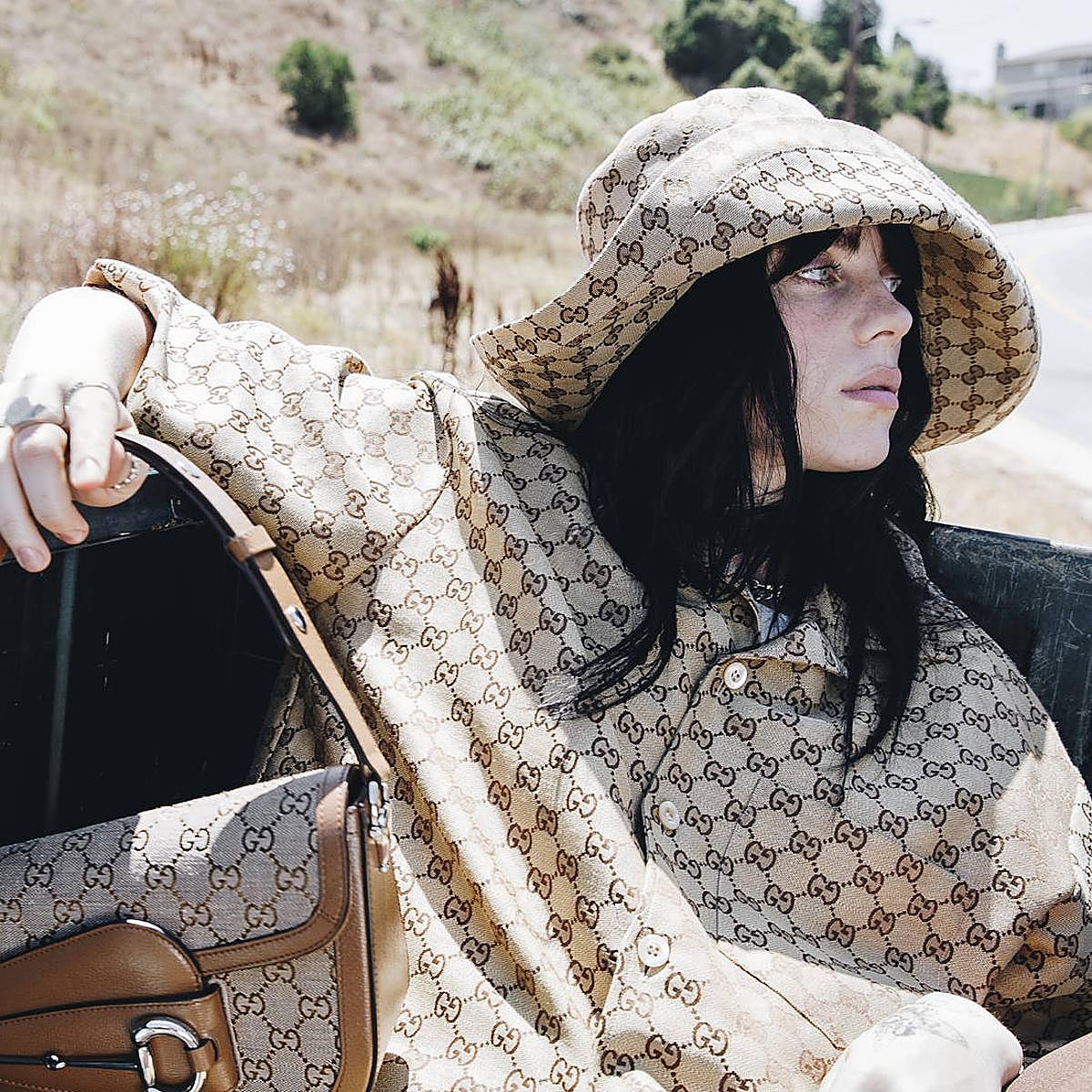 Billie Eilish con Gucci y Kim Kardashian con Swarovski: todo lo que necesitas saber del lujo