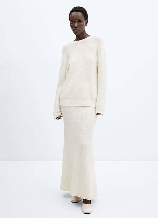Imagen - Total look blanco de punto con falda