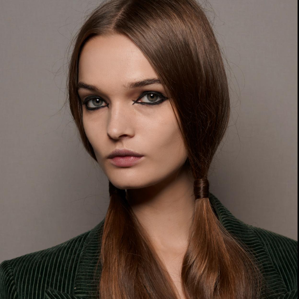 La importancia de la limpieza de los cepillos para el pelo