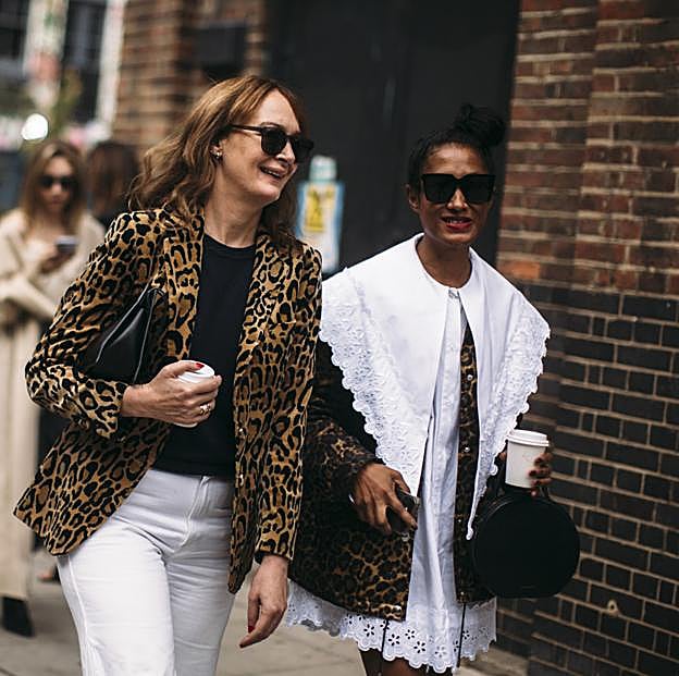 Cómo lucir el estampado de leopardo con estilo según las francesas