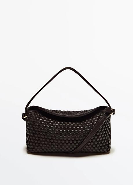 Imagen - Bolso trenzado de Massimo Dutti (99,95 euros)