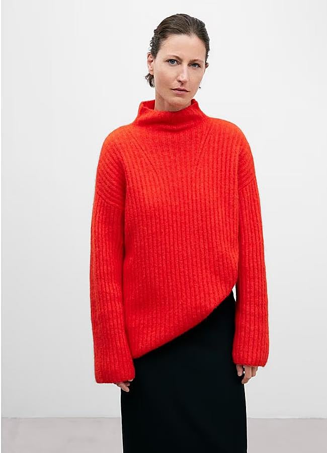 Imagen - Jersey de mujer en tejido punto inglés de alpaca de Adolfo Domínguez, 149 euros.