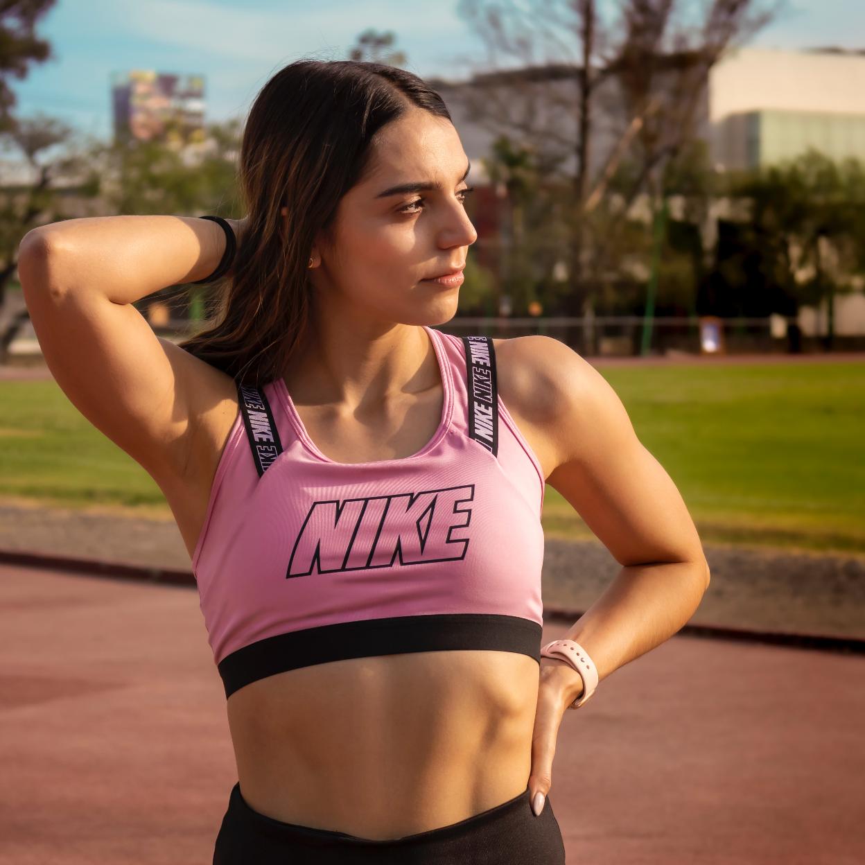 Joven haciendo deporte.