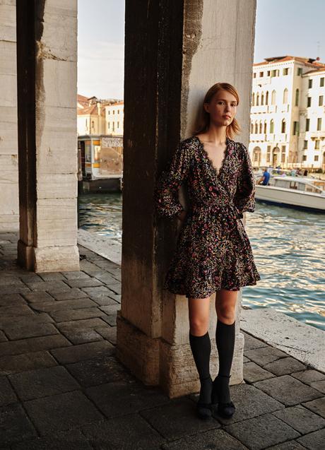 Imagen - Vestido con estampado de flores de Sfera (29,99 euros)