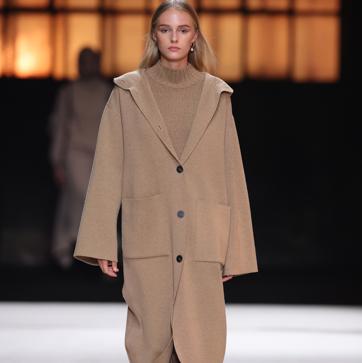 Imagen secundaria 1 - Looks del desfile de Falconeri en Milán.