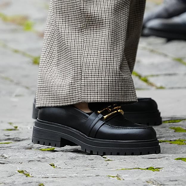 Los mocasines de la reina Letizia.