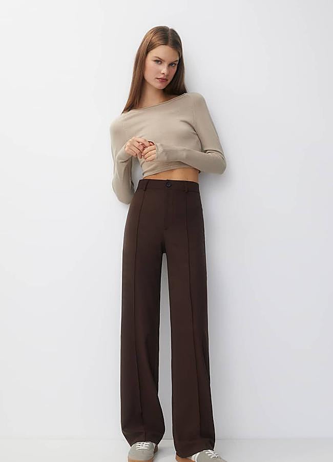 Imagen - Pantalón de vestir marrón de Pull&Bear, 25,99 euros.
