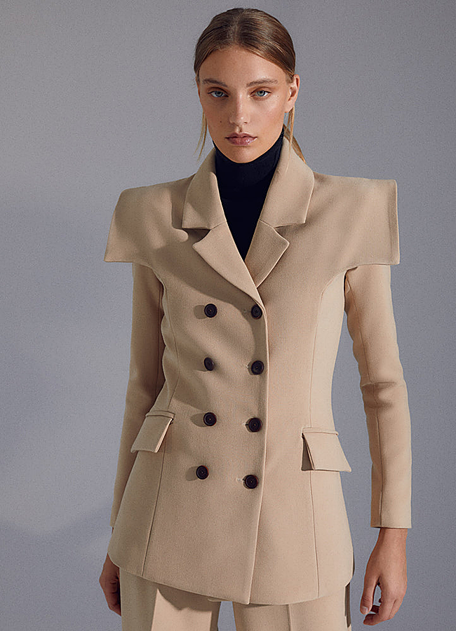 Imagen - La chaqueta de IQ Collection.