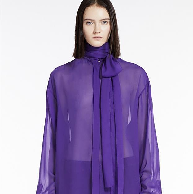 Imagen principal - Cinco marcas con las que es imposible equivocarse si quieres vestir bien después de los 50