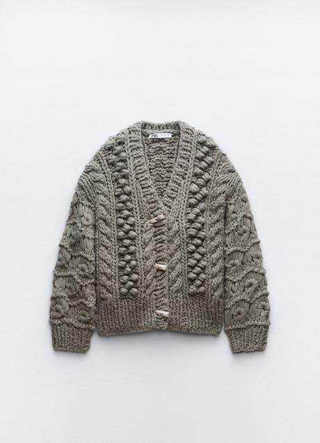 Imagen - Chaqueta de color gris de Zara (59,99 euros)