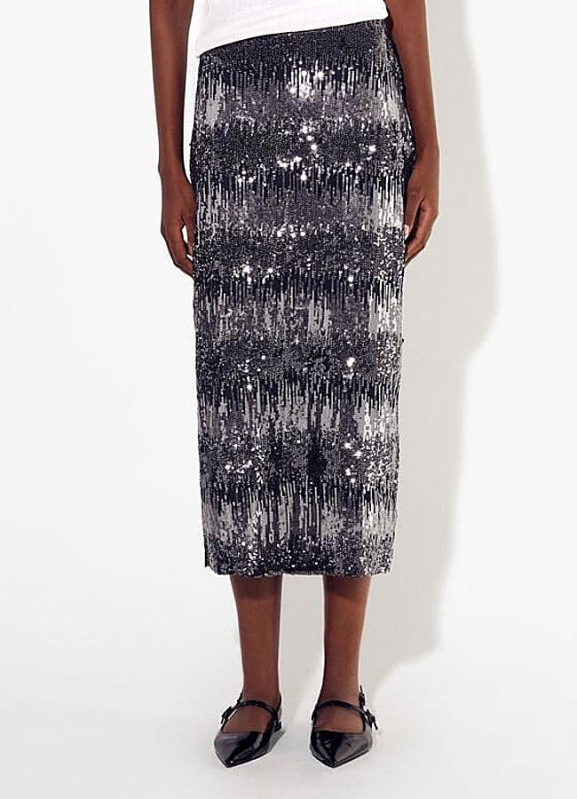 Imagen - Falda larga con lentejuelas de colores de Parfois, 39,99 euros.