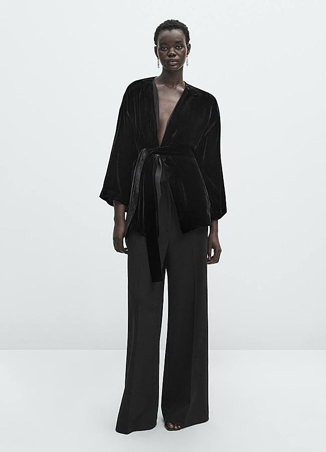 Imagen - Kimono de terciopelo corto con cinturón