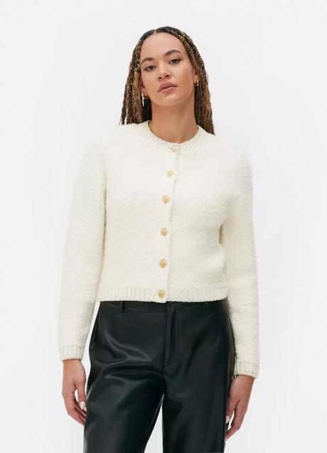Imagen - Chaqueta blanca con botones dorados de Primark (21 euros)