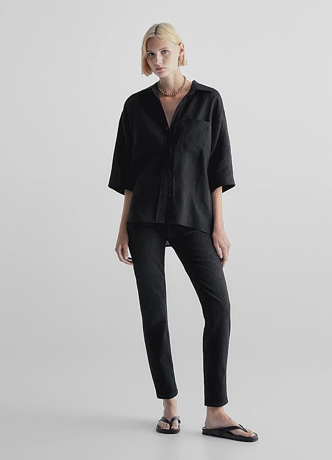 Imagen - Vaquero negro con diseño skinny de Massimo Dutti. Foto: Massimo Dutti.