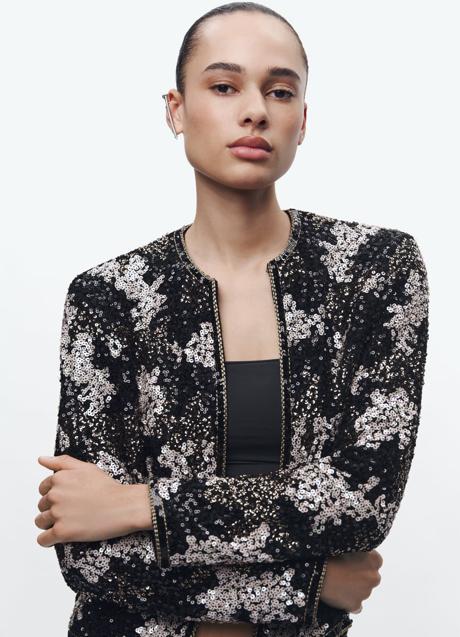 Imagen - Chaqueta con lentejuelas de Zara (89,99 euros)