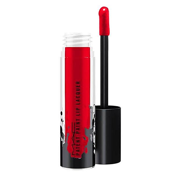 Patent Paint Lip Lacquer de MAC en tono Latex Love. Precio: 18,20 euros