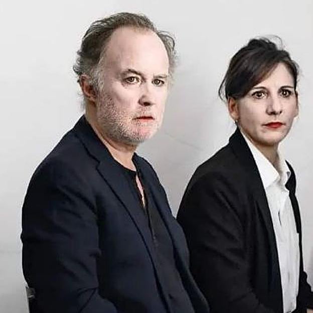 Malena Alterio y Luis Bermejo, en una imagen de la obra Los que hablan. 