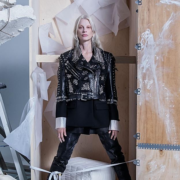 Vuelve Zara Atelier con las seis chaquetas más especiales de 2024