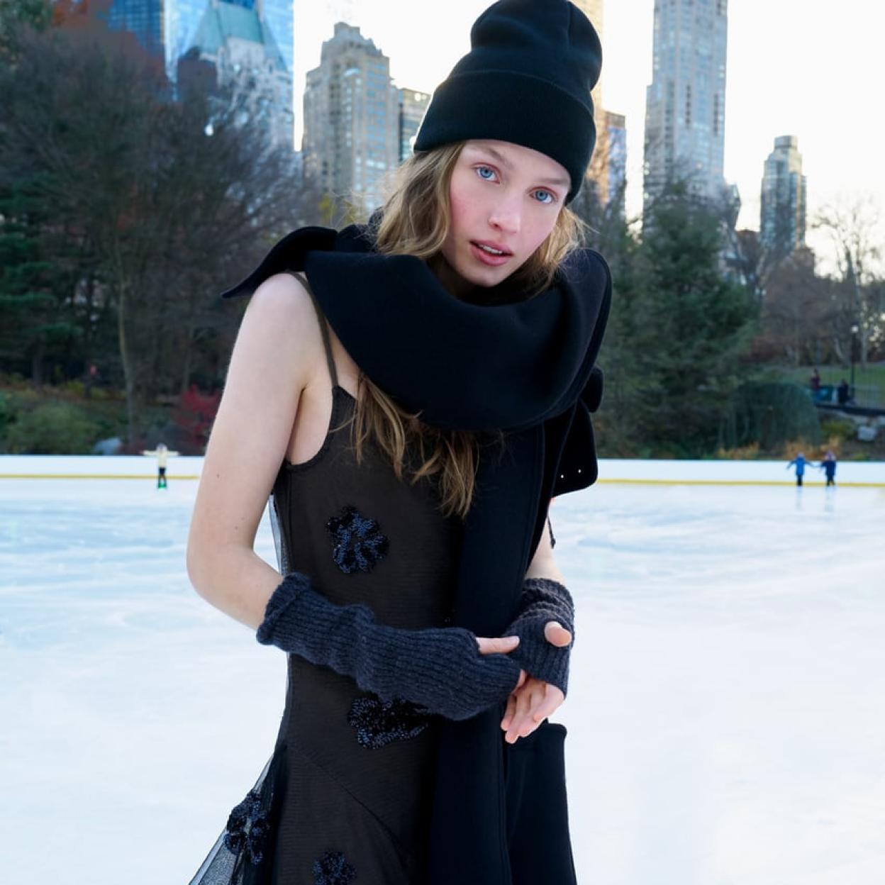 Vestidos, abrigos y muchos accesorios de invierno que ya están a punto de agotarse. ¡No los dejes escapar! 