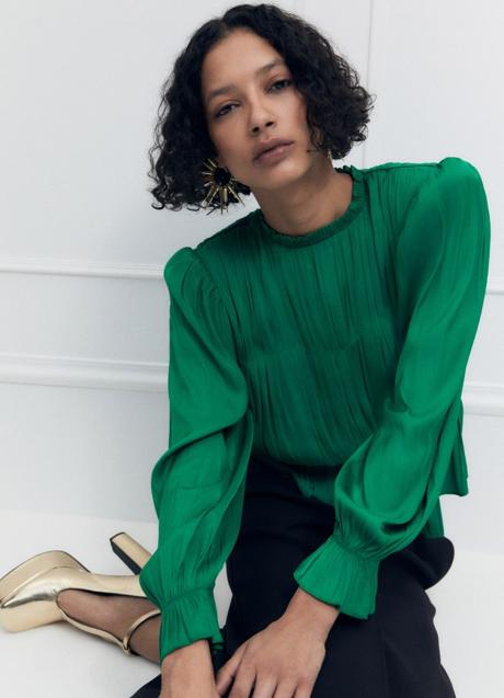 Imagen - Blusa verde de Sfera (35,99 euros)