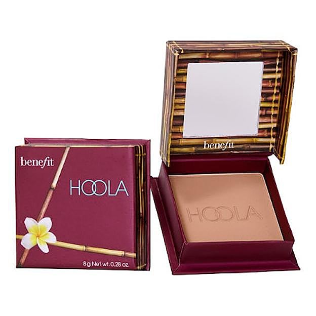 Polvos bronceadores Hoola de Benefit (37,99 euros)