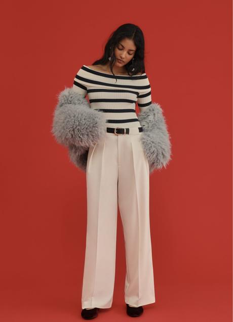 Imagen - Pantalón con pinzas de Stradivarius (25,99 euros)