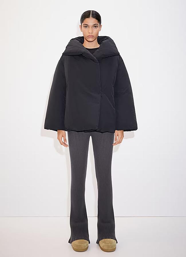 Imagen - Anorak de la colección cápsula Beyond, 99,99 euros.