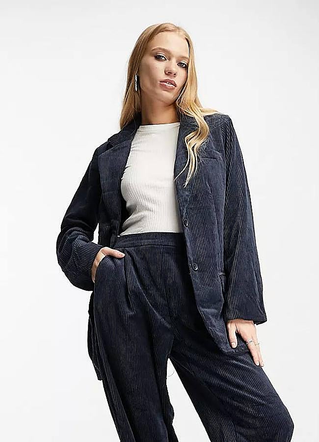 Imagen - Traje de pana masculino en azul marino